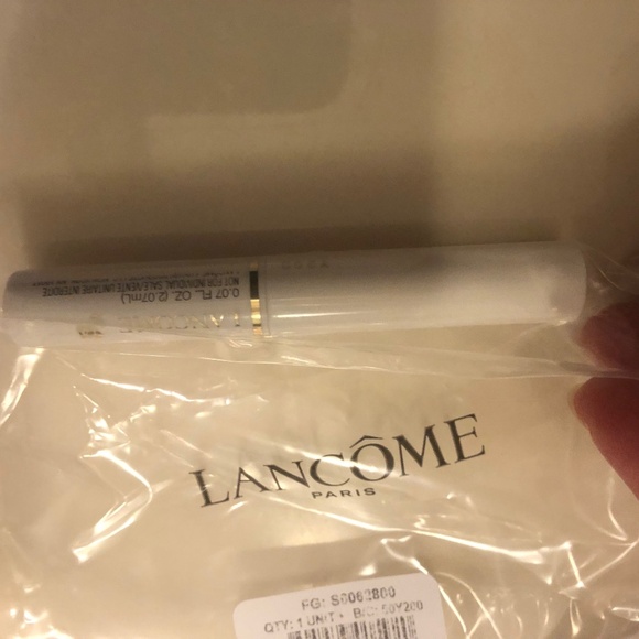 Makeup Assortment (Kylie, Lancome, Tarte, benefit, Laura Mercier & More) All New - Picture 2 of 8